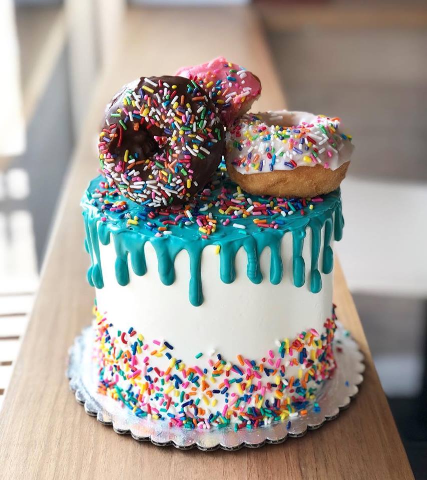 Donut Drip Cake Hapa Cupcakes And Bakery Orange County Ca Hapa Cakes And Bakery